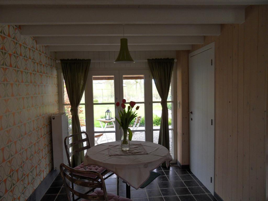 B&B 'Het Logiement Sint-Maria-Lierde Zimmer foto